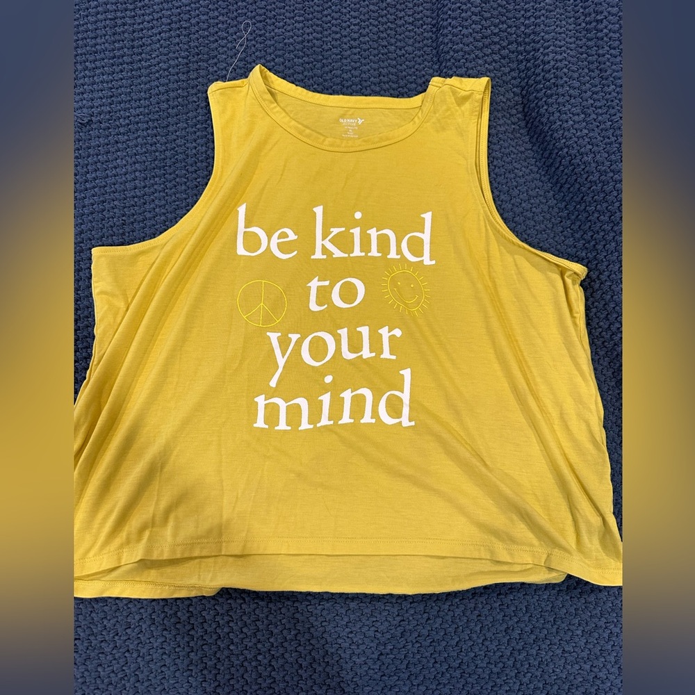 Crop top. Work out tank never worn.